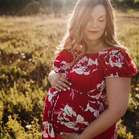 Meet your Posher, Megan - Picture 2 of 4